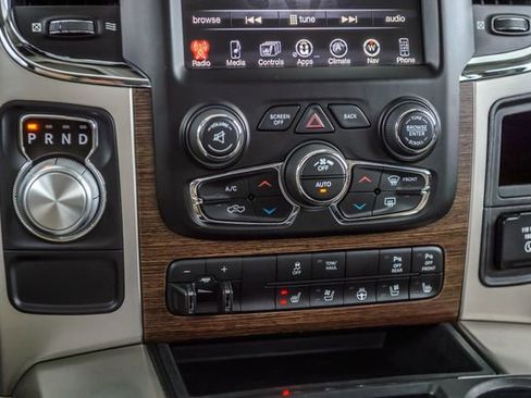 Used 2015 RAM 1500 Laramie w/ Convenience Group RWD image 32