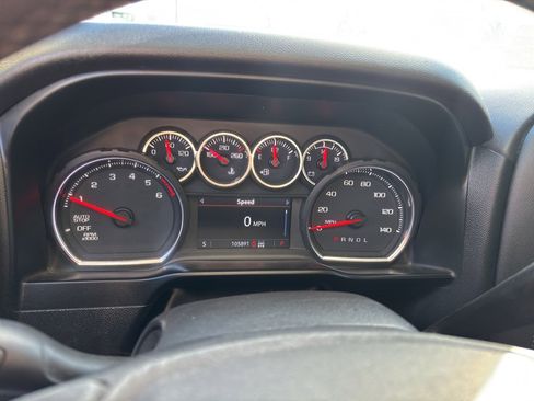 Used 2021 Chevrolet Silverado 1500 RST image 8