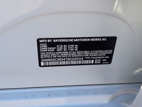 New 2026 BMW 330i Sedan w/ Convenience Package image 35