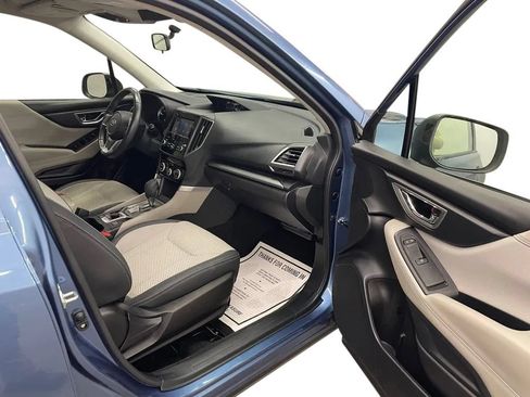 Used 2023 Subaru Forester Premium AWD/4WD image 27