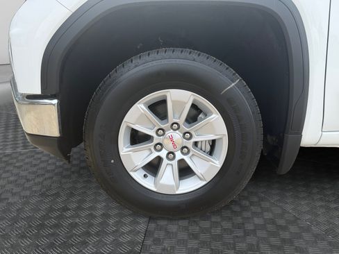 New 2025 GMC Sierra 1500 SLE w/ Preferred Package AWD/4WD image 14