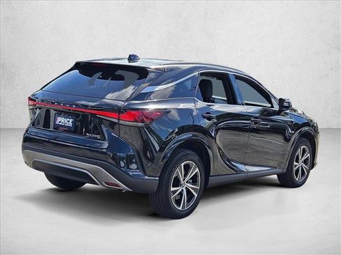 Used 2023 Lexus RX 350 Premium w/ Cold Area Package FWD image 5
