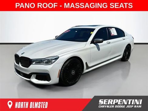 Used 2018 BMW M760i xDrive AWD/4WD image 1