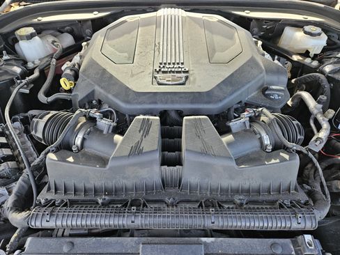 Used 2023 Cadillac CT5 V w/ Premium Package RWD image 28