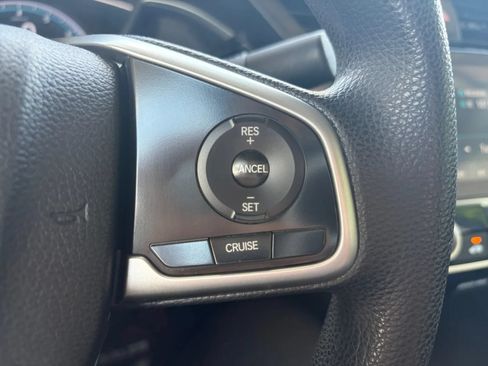 Used 2018 Honda Civic EX image 30