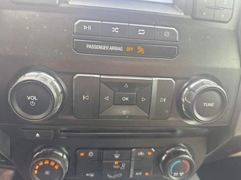 Used 2018 Ford F150 XLT w/ Equipment Group 301A Mid AWD/4WD image 23
