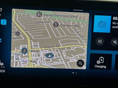 Used 2023 Volkswagen ID.4 Pro image 22