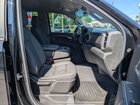 Used 2023 Chevrolet Silverado 1500 LT AWD/4WD image 12