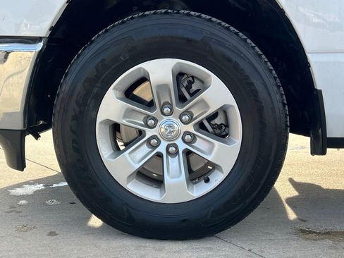 Used 2024 RAM 1500 Laramie image 8