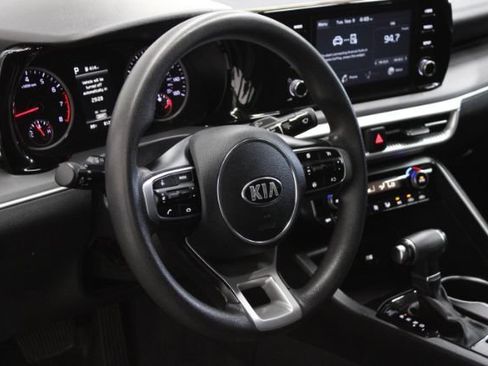 Used 2021 Kia K5 LXS FWD image 22