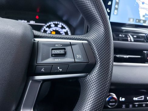 New 2025 Mitsubishi Outlander ES image 23