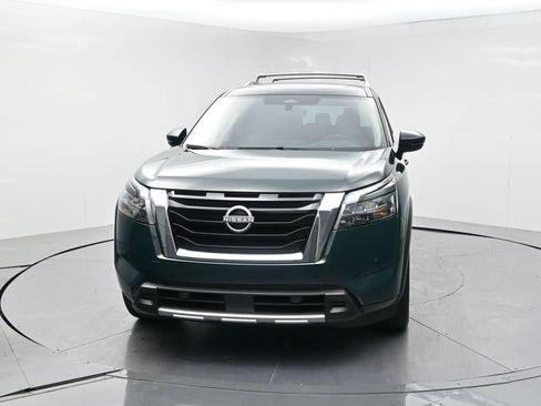 Used 2025 Nissan Pathfinder Platinum w/ Cargo Package AWD/4WD image 25