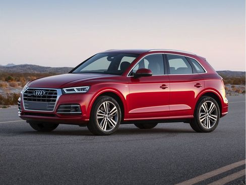 Used 2020 Audi Q5 2.0T Premium Plus w/ Premium Plus Package AWD/4WD image 2