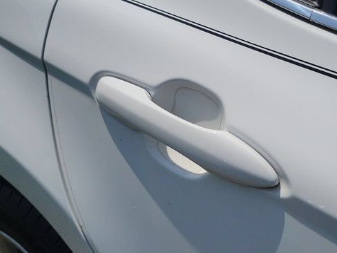 Used 2022 Toyota Camry LE FWD image 13