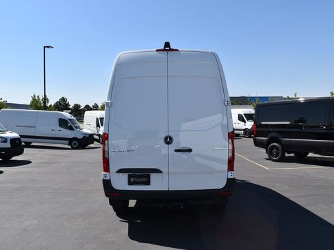 New 2025 Mercedes-Benz Sprinter 2500 image 6