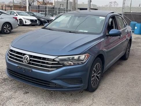 Used 2020 Volkswagen Jetta SE image 25