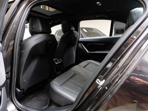 Used 2024 BMW 530i xDrive image 41