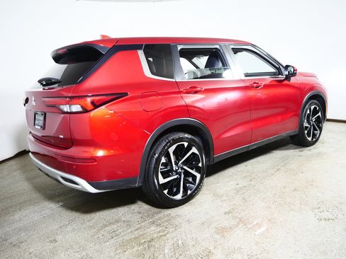 Used 2024 Mitsubishi Outlander SE FWD image 7