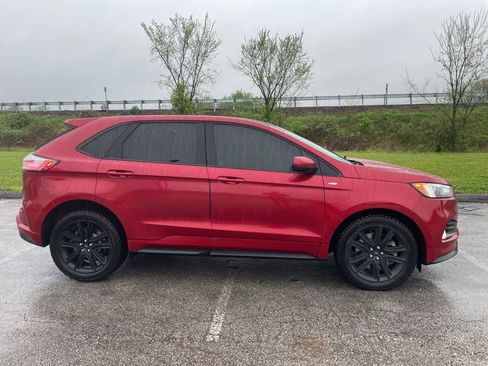 Used 2022 Ford Edge ST-Line AWD/4WD image 5