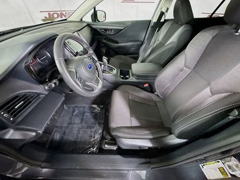 Certified 2025 Subaru Outback Premium w/ Popular Package #1 AWD/4WD image 25