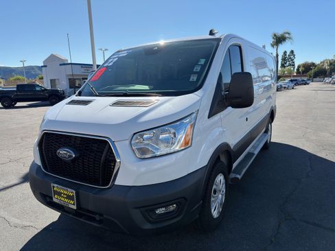 Used 2022 Ford Transit 250 Low Roof w/ Exterior Upgrade Package image 4
