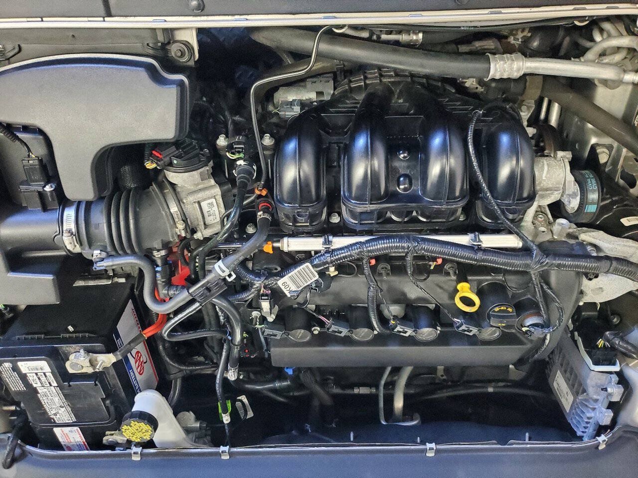 Used 2019 Ford Fusion S FWD image 4