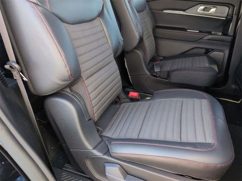 New 2026 Ford Explorer ST-Line image 21