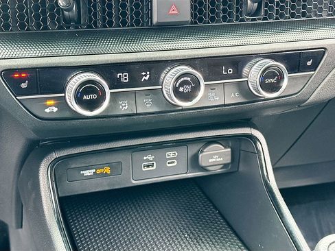 Used 2024 Honda CR-V EX image 15