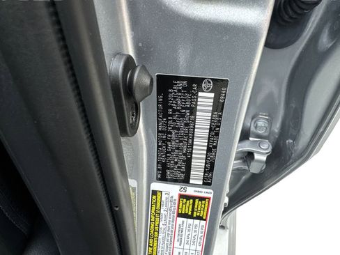 Used 2024 Toyota Camry SE FWD image 82