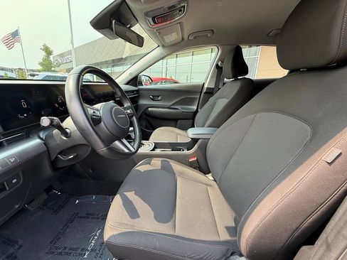 Certified 2025 Hyundai Kona SEL AWD/4WD image 12