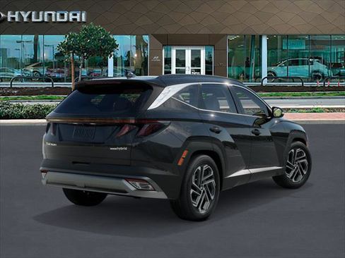 New 2026 Hyundai Tucson Limited image 4