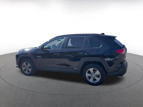 Used 2025 Toyota RAV4 LE image 9