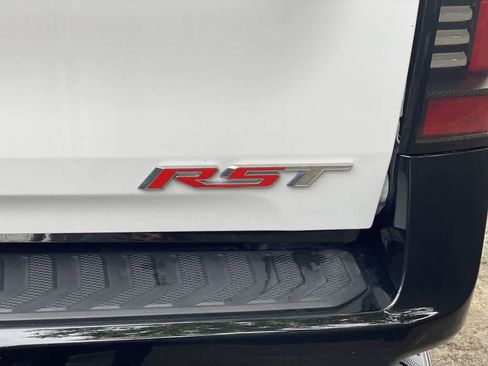 Used 2025 Chevrolet Silverado EV RST AWD/4WD image 10