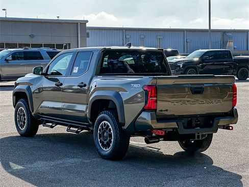 New 2026 Toyota Tacoma TRD Off-Road image 6
