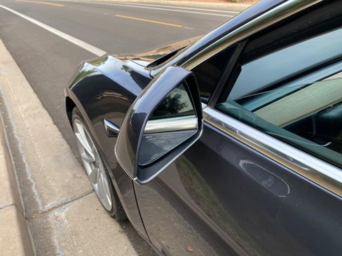 Used 2018 Tesla Model 3 Long Range image 15