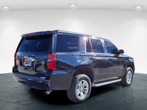Used 2016 Chevrolet Tahoe LT image 3