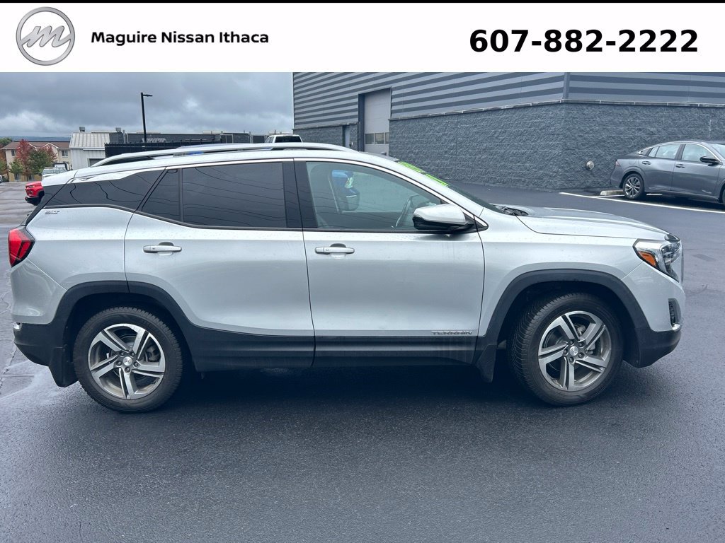 Used 2020 GMC Terrain SLT w/ Preferred Package AWD/4WD image 4