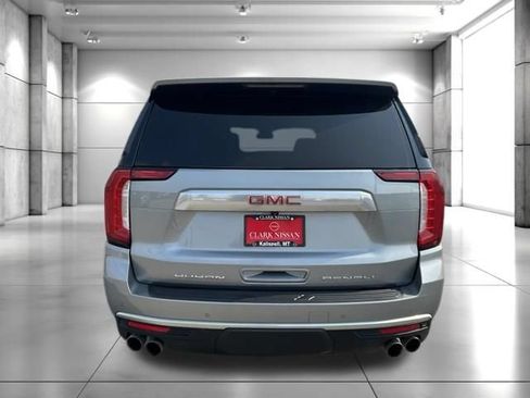 Used 2023 GMC Yukon XL Denali AWD/4WD image 7
