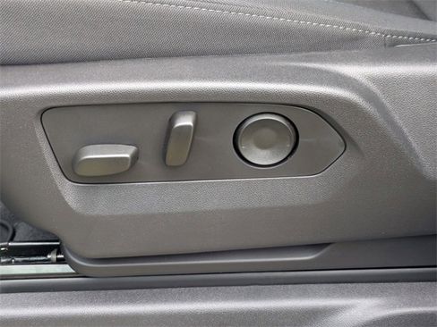 New 2025 Chevrolet Silverado 2500 Custom w/ Custom Value Package image 11