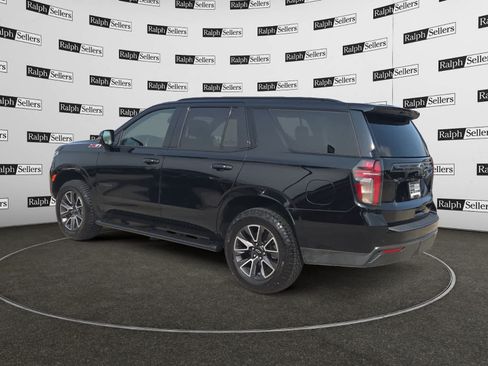 Used 2021 Chevrolet Tahoe Z71 w/ Z71 Off-Road Package AWD/4WD image 4