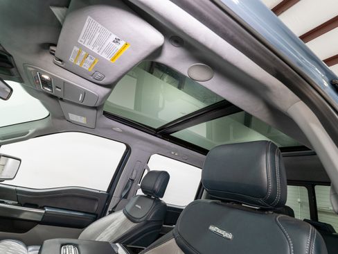 Used 2023 Ford F150 Limited image 22