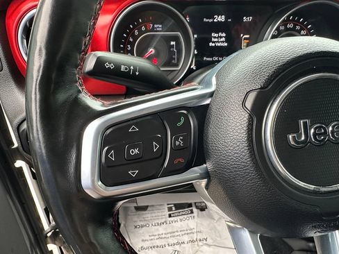 Used 2020 Jeep Gladiator Rubicon w/ Dual Top Group AWD/4WD image 20