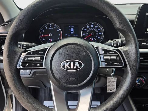 Used 2021 Kia Forte LXS FWD image 7