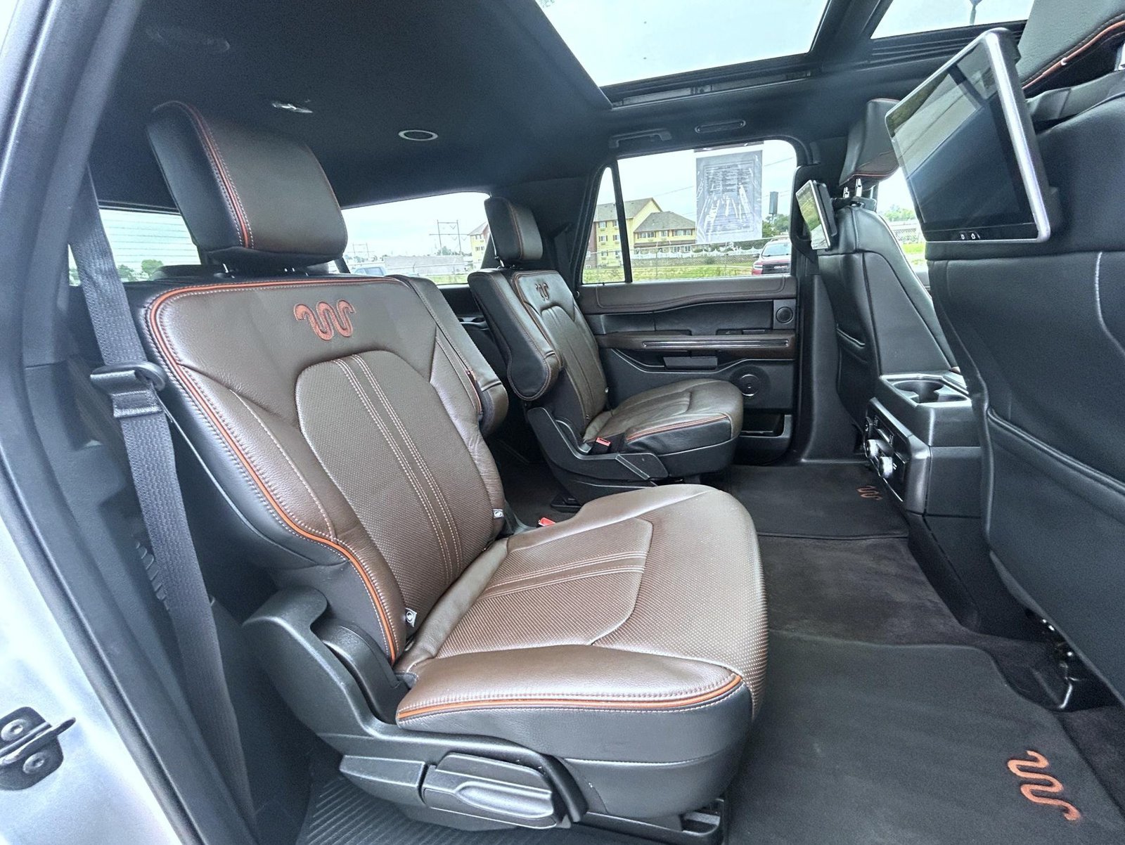 Used 2021 Ford Expedition Max King Ranch AWD/4WD image 19