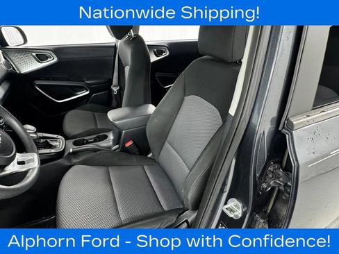 Used 2022 Kia Soul LX w/ Technology Package FWD image 10