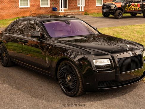 Used 2014 Rolls-Royce Ghost image 12