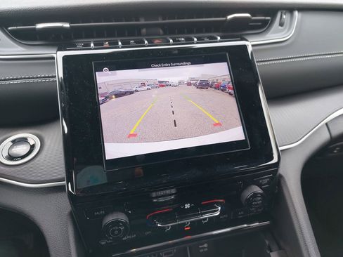 New 2026 Jeep Grand Cherokee L Laredo image 26