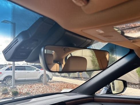 Certified 2025 Lexus ES 350 w/ Premium Package image 27