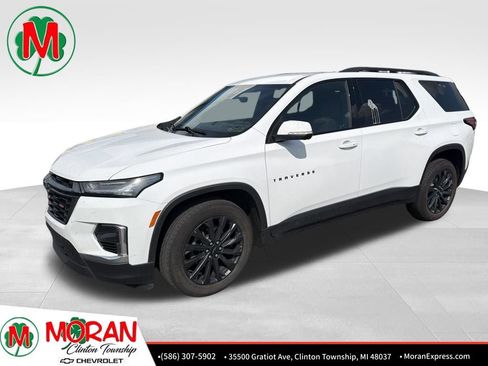 Used 2023 Chevrolet Traverse RS w/ LPO, Floor Liner Package AWD/4WD image 1