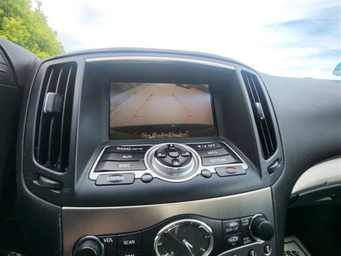 Used 2011 INFINITI G25 x w/ Moonroof Pkg AWD/4WD image 26